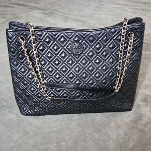 Tory Burch Black Marion Quilted Chain Shoulder Slouchy Tote